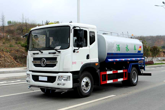 怎樣排除灑水車柴油機(jī)過(guò)早、過(guò)遲的噴油現(xiàn)象？